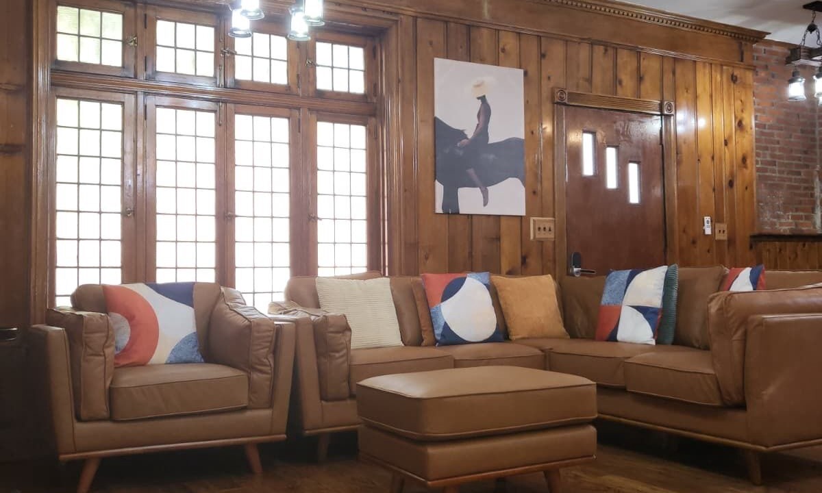 Photo of Livingroom in Mount Vernon