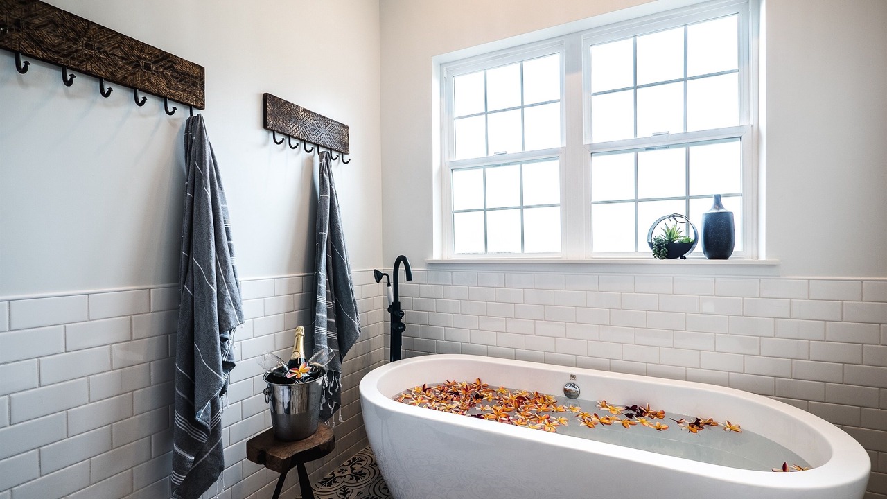 Photo of Bathroom in Wailuku