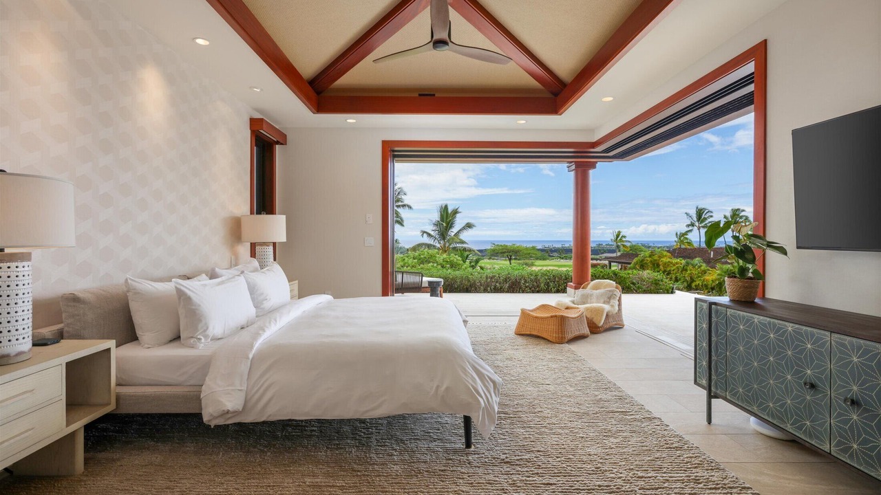 Photo of Bedroom in Kaupulehu