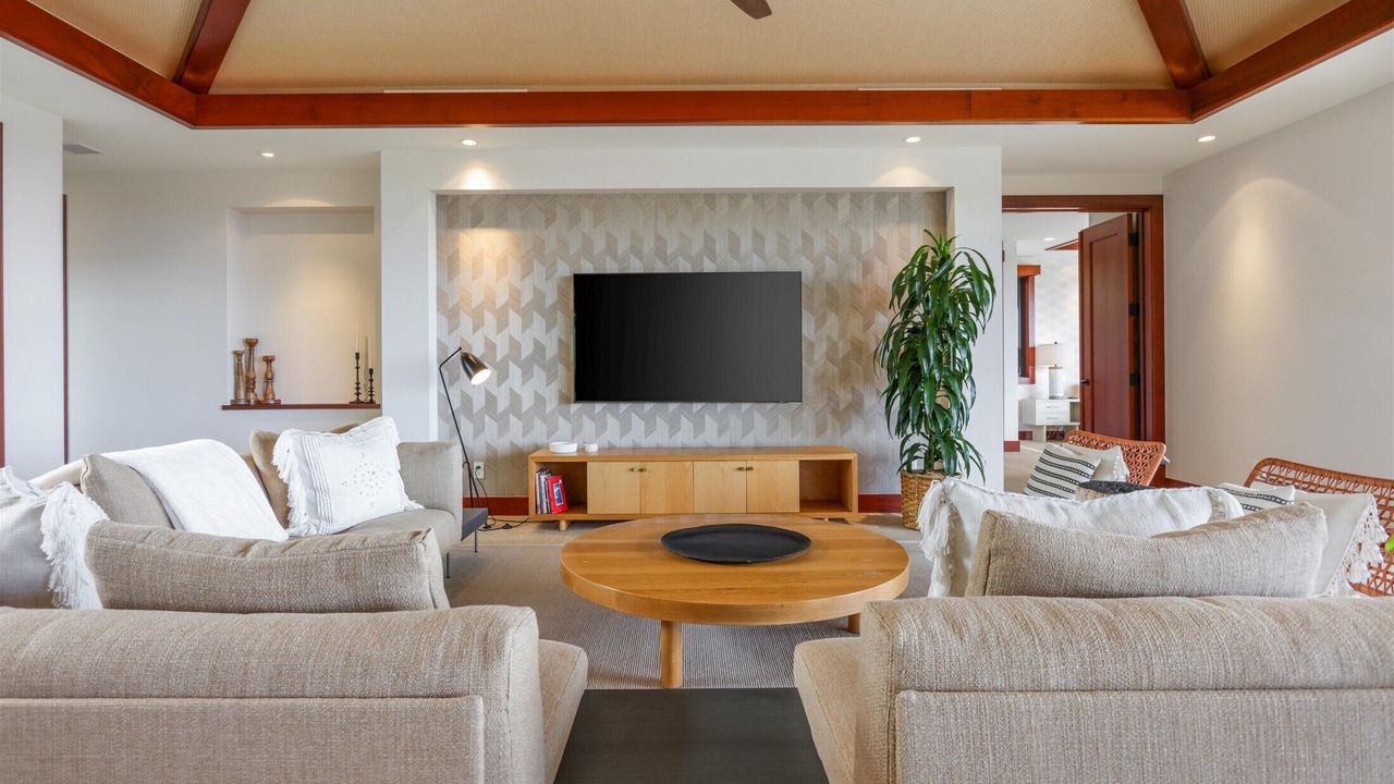 Photo of Livingroom in Kaupulehu