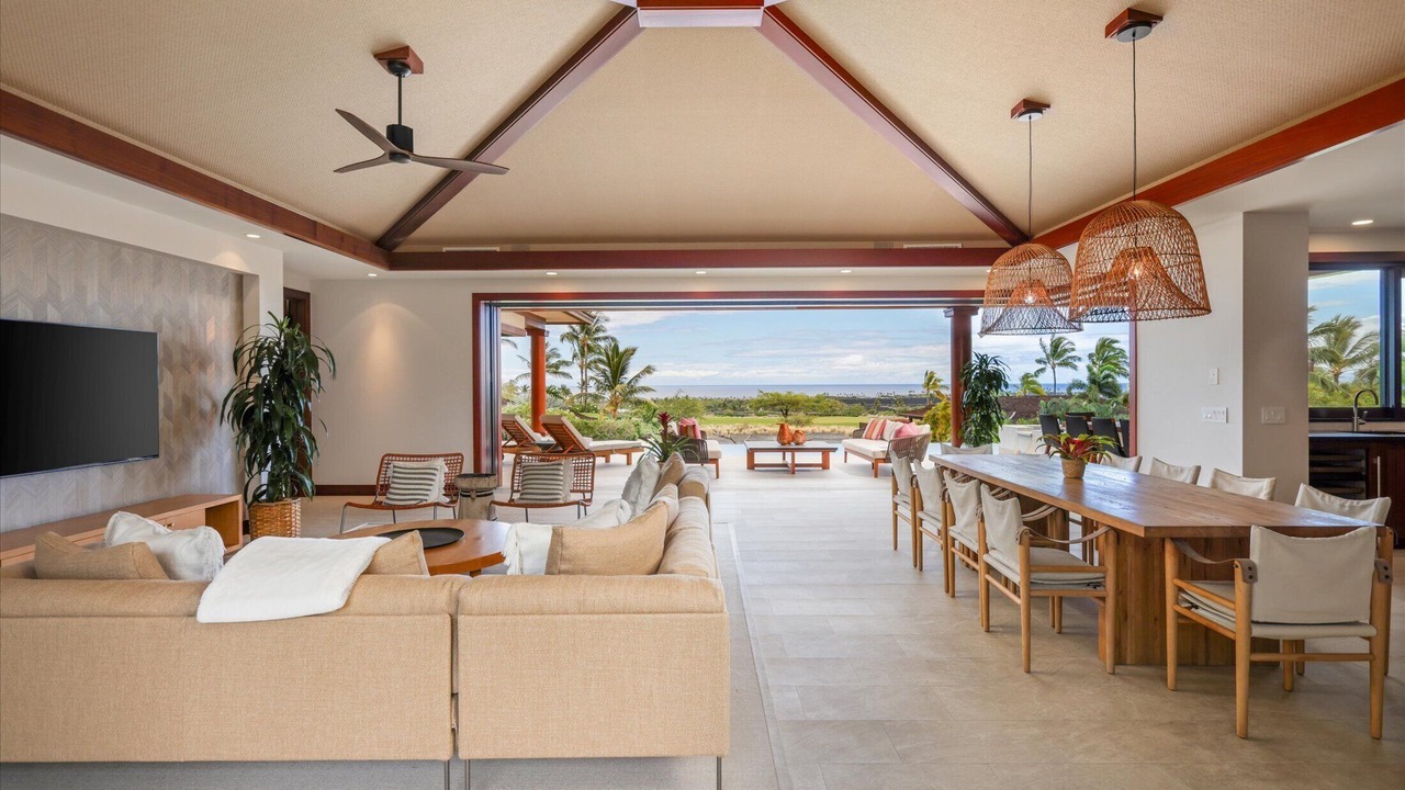 Photo of Livingroom in Kaupulehu
