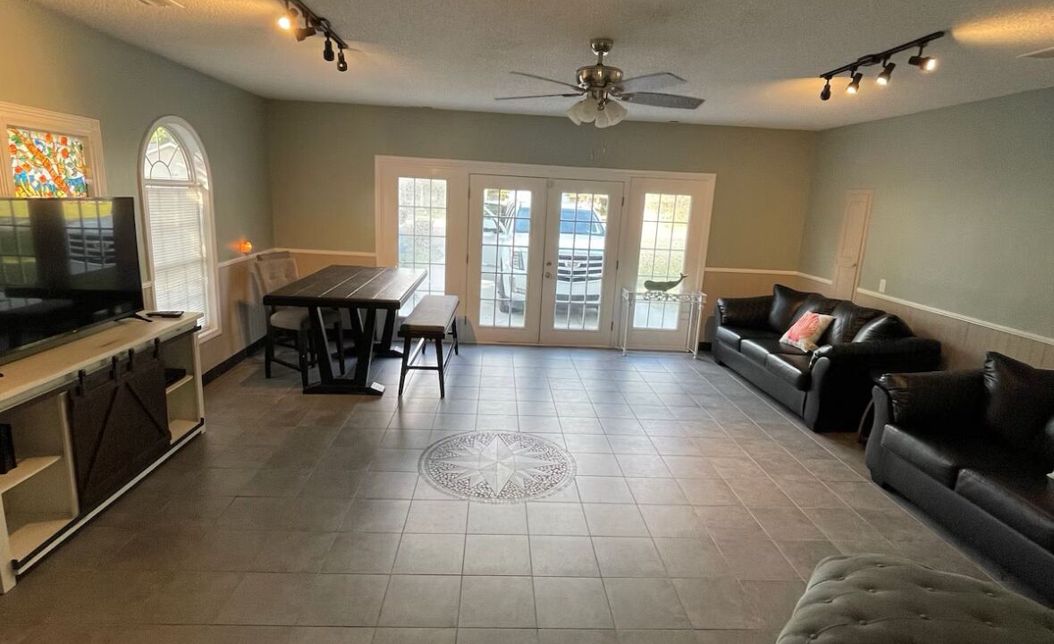 Photo of Livingroom in Surfside Beach