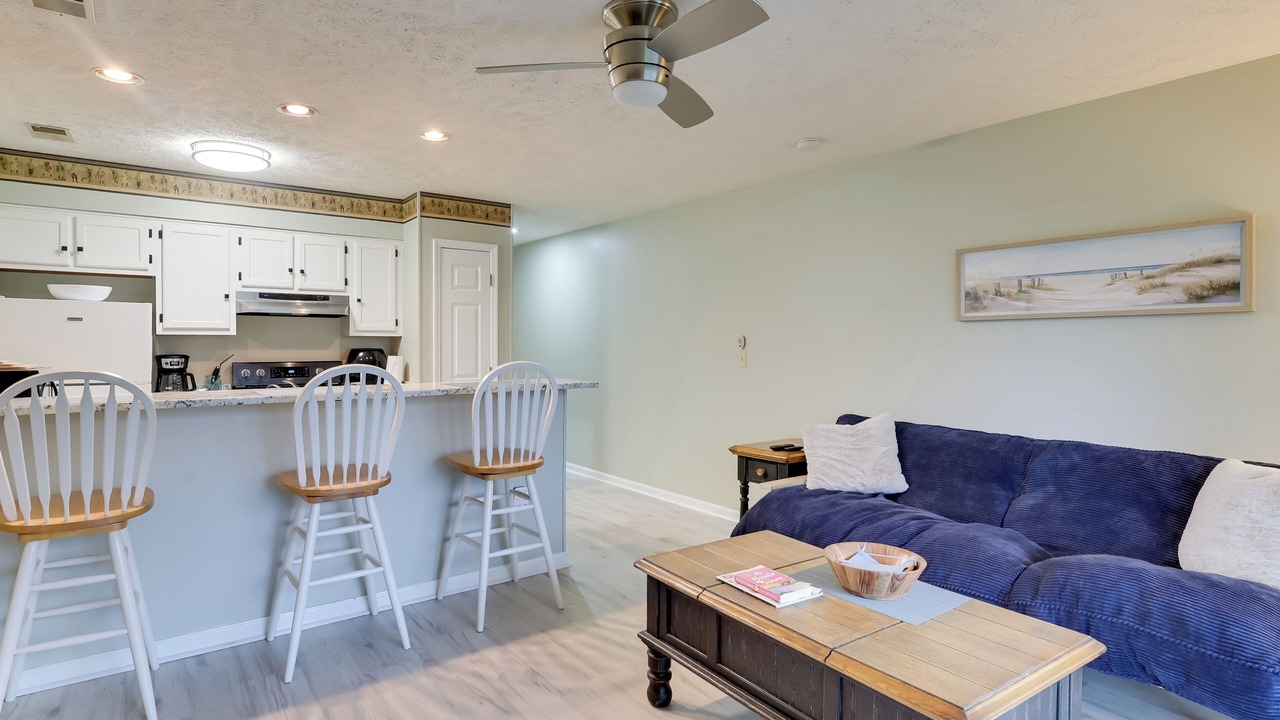 Photo of Livingroom in Little River