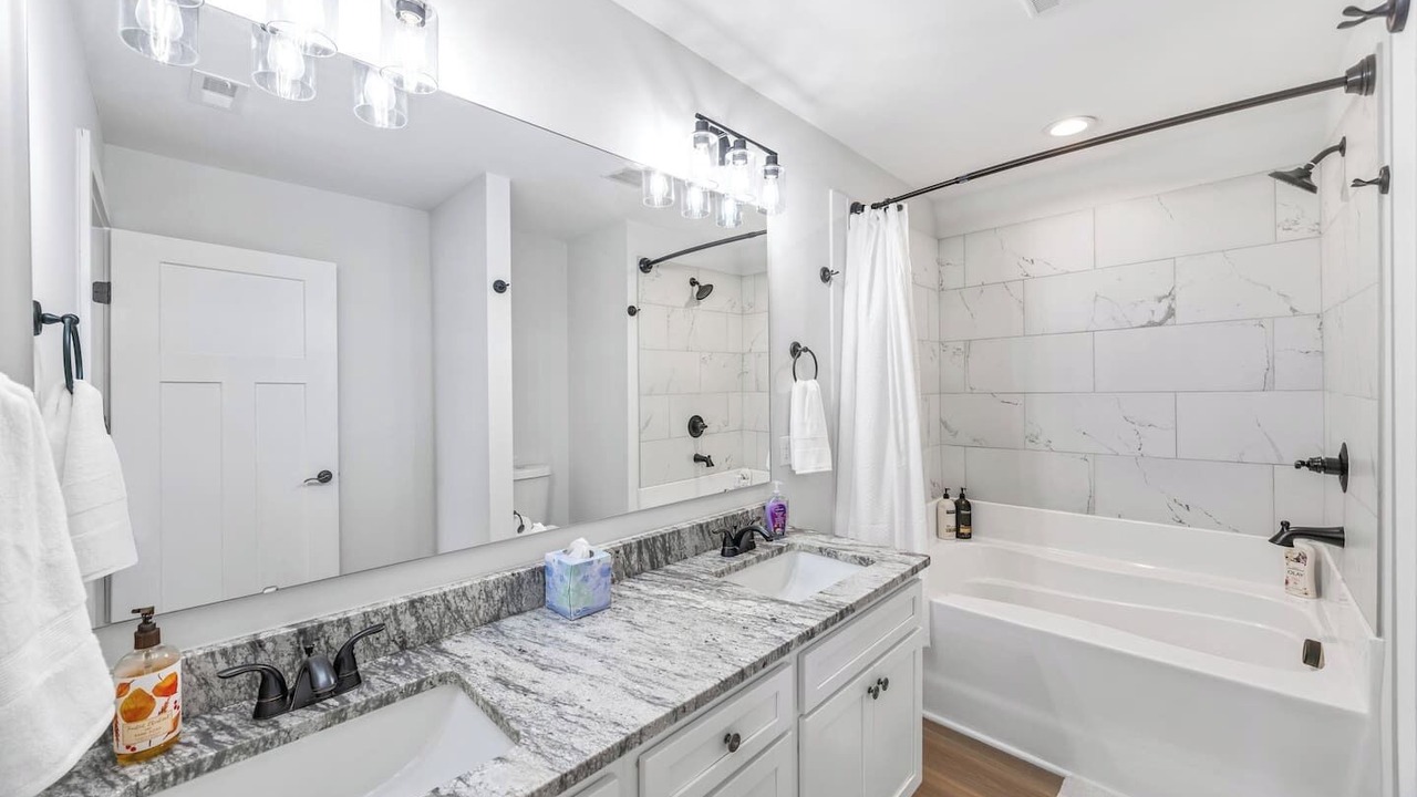 Photo of Bathroom in Drayton