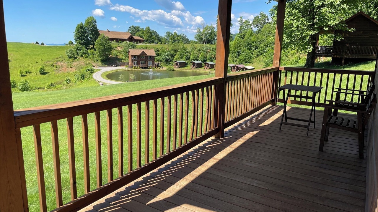 Photo of Patio Balcony in Purlear