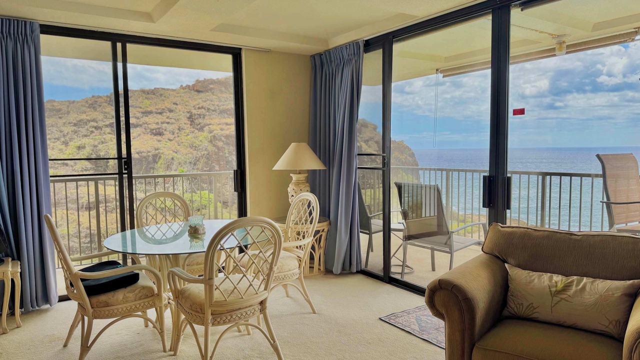 Photo of Livingroom in Makaha