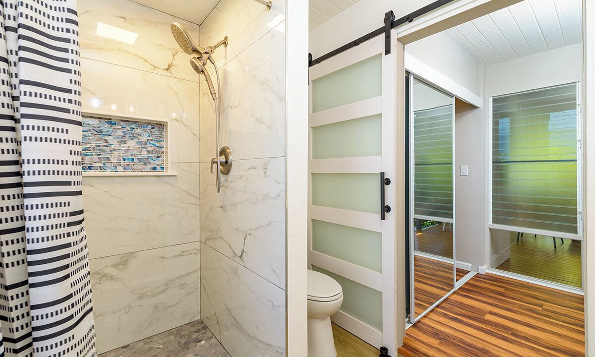 Photo of Bathroom in Kahaluu-Keauhou