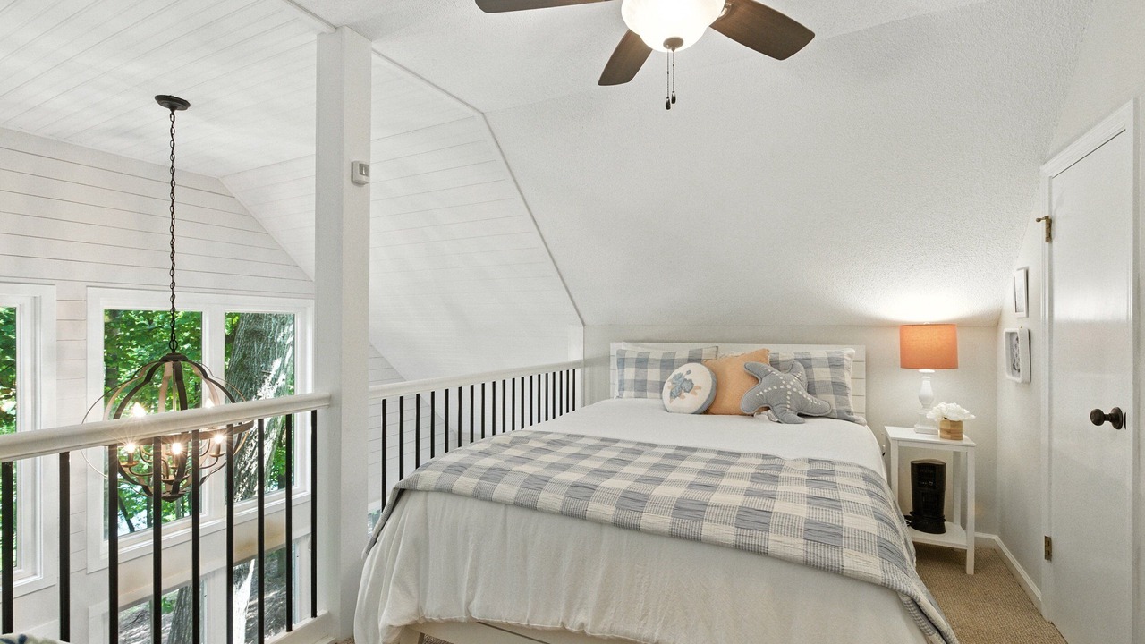 Photo of Bedroom in Townville