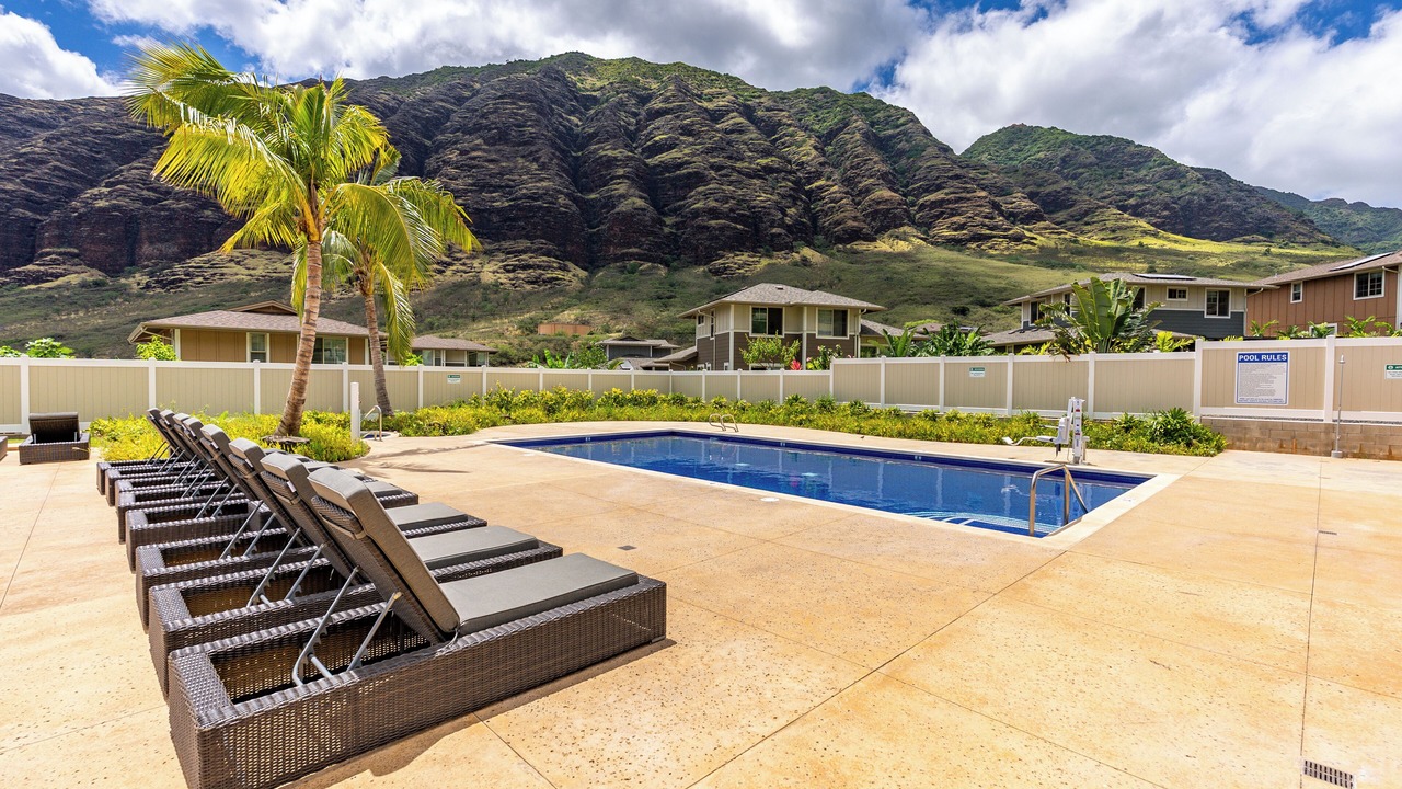 Photo of Outdoor in Makaha Valley