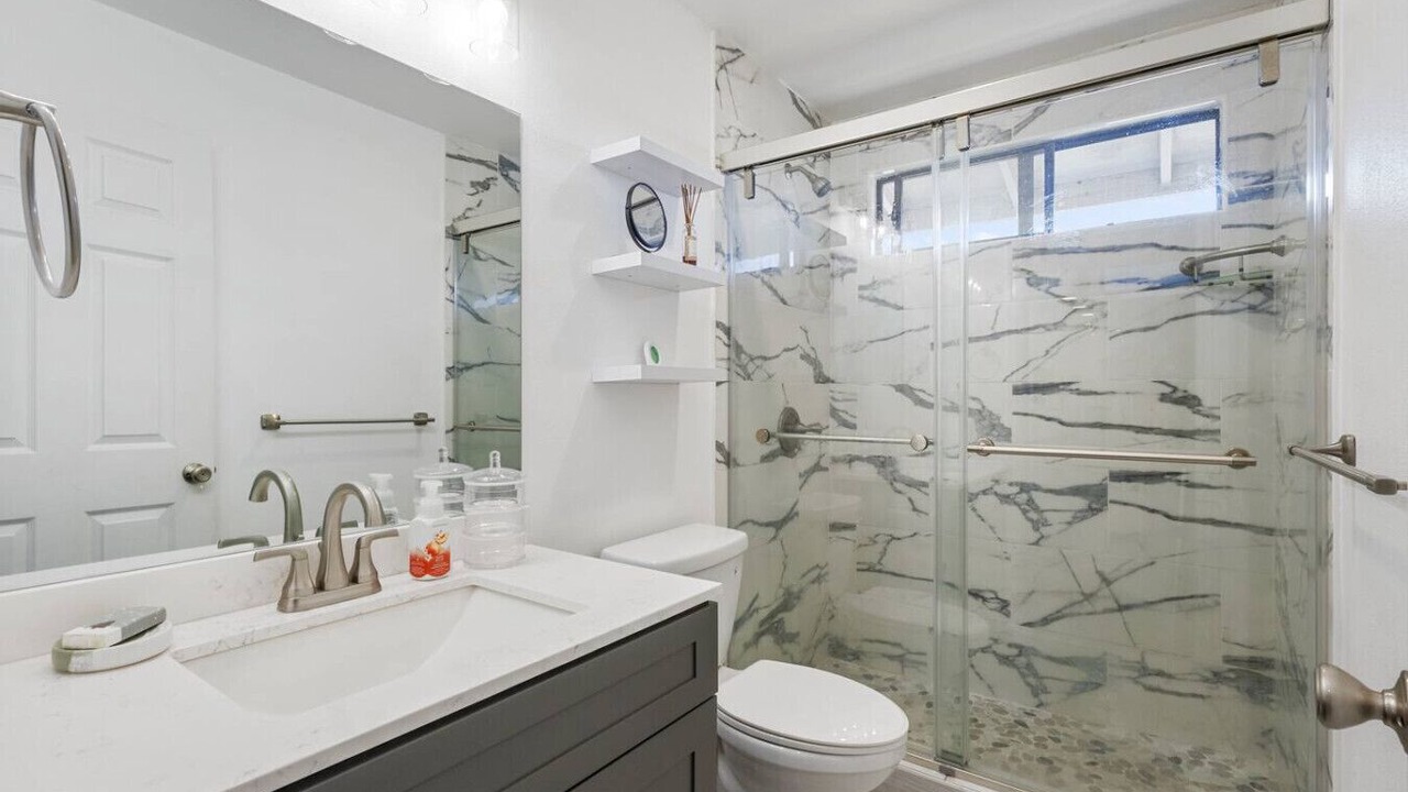 Photo of Bathroom in Kapolei