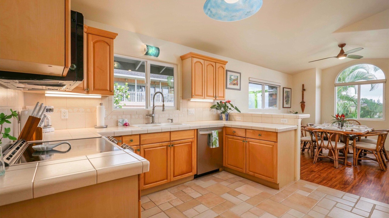 Photo of Kitchen in Kona Palisades