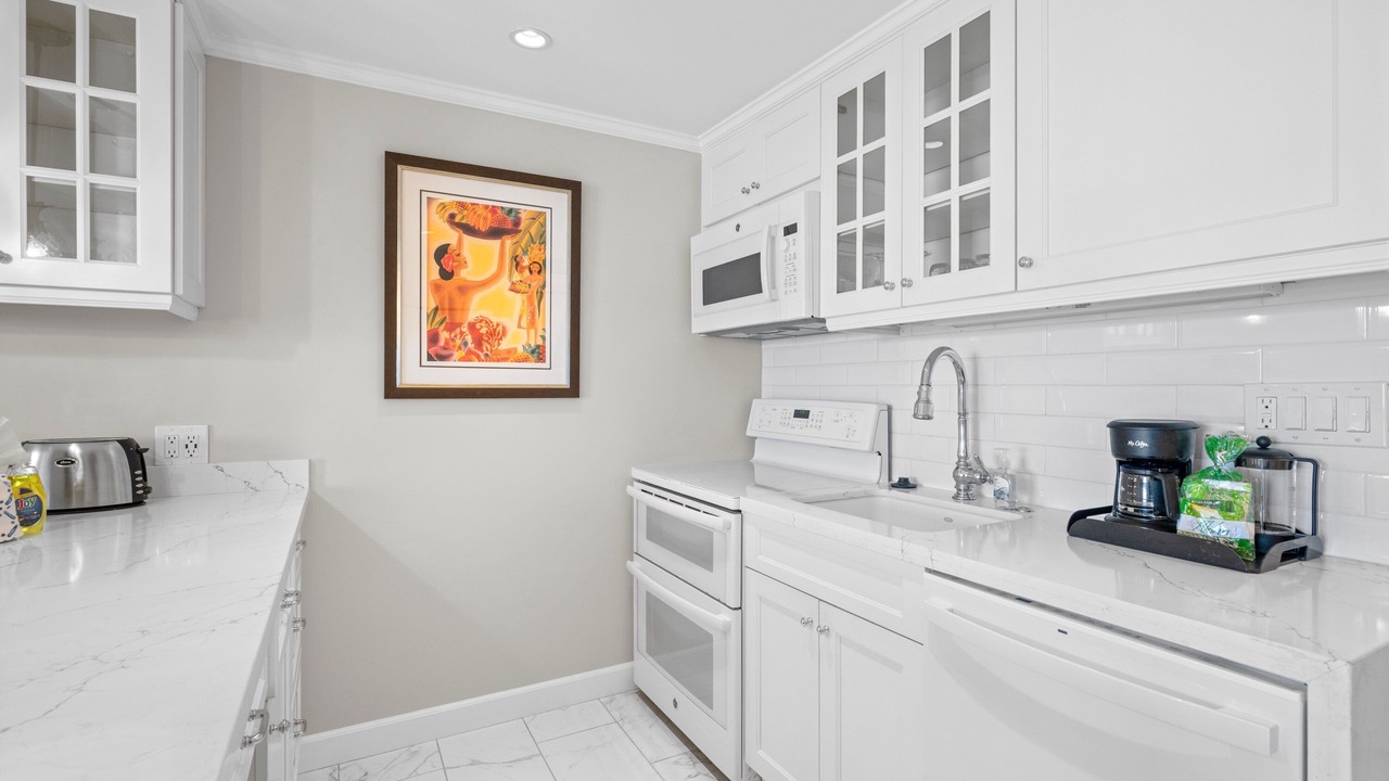 Photo of Kitchen in Historic Lahaina Front Street
