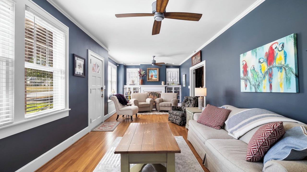 Photo of Livingroom in Greer