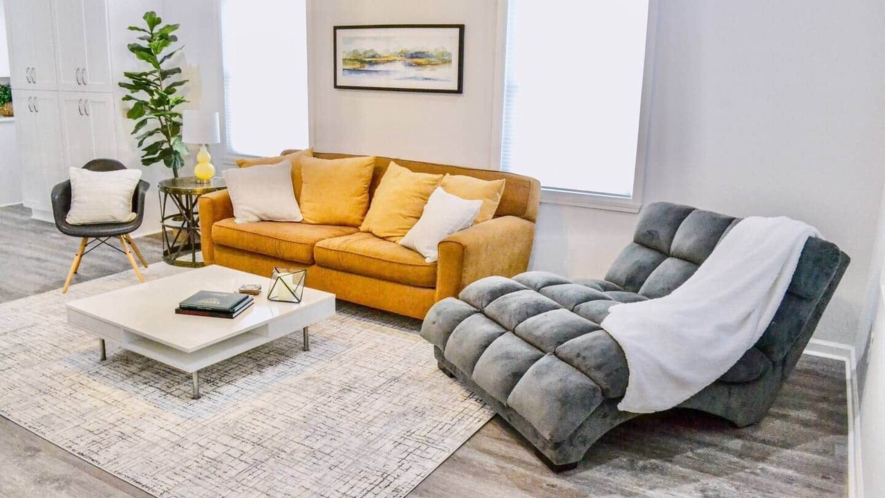 Photo of Livingroom in Downtown