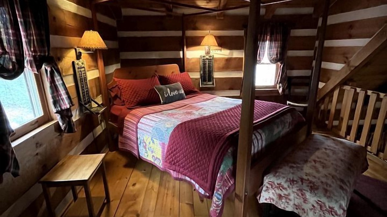 Photo of Bedroom in Old Town