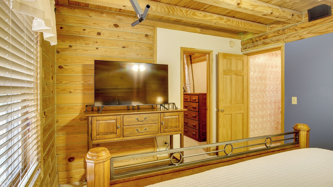 Photo of Bedroom in Leesville