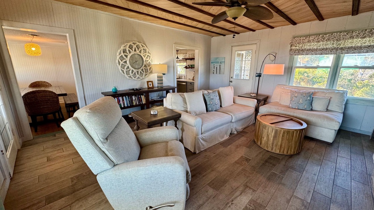 Photo of Livingroom in Edisto Island