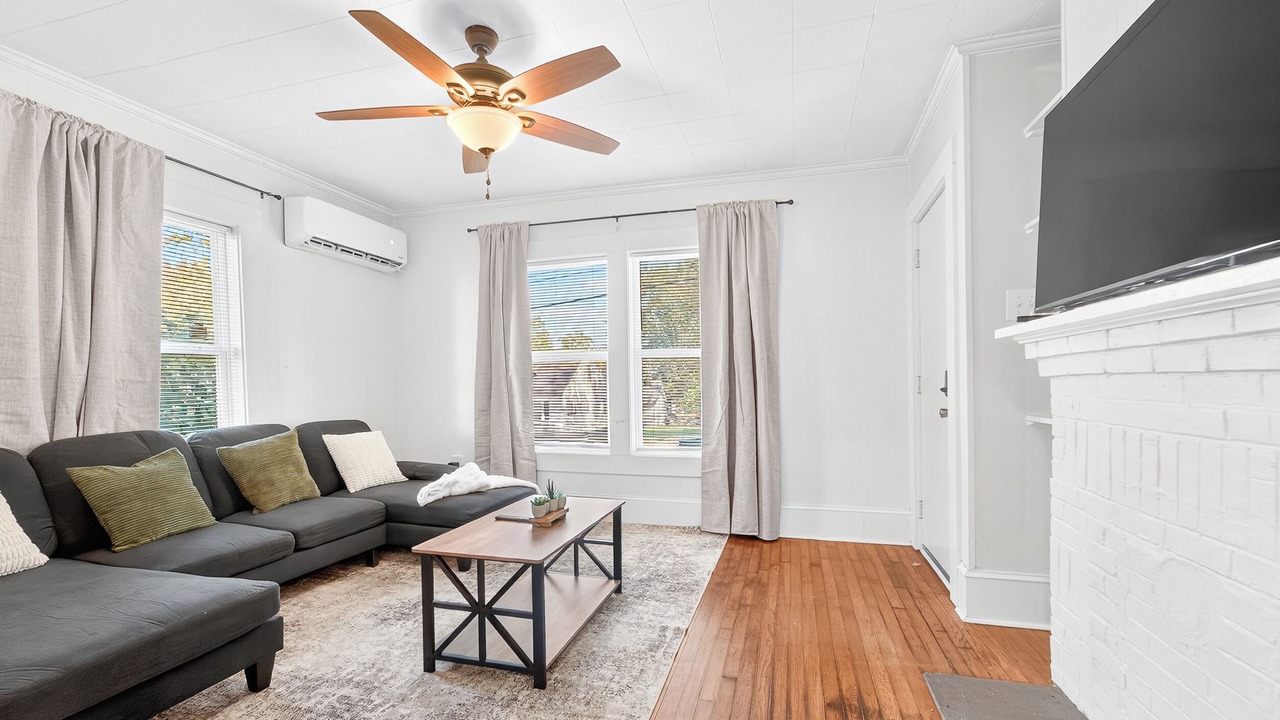 Photo of Livingroom in East Durham
