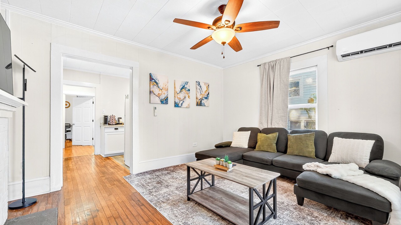 Photo of Livingroom in East Durham