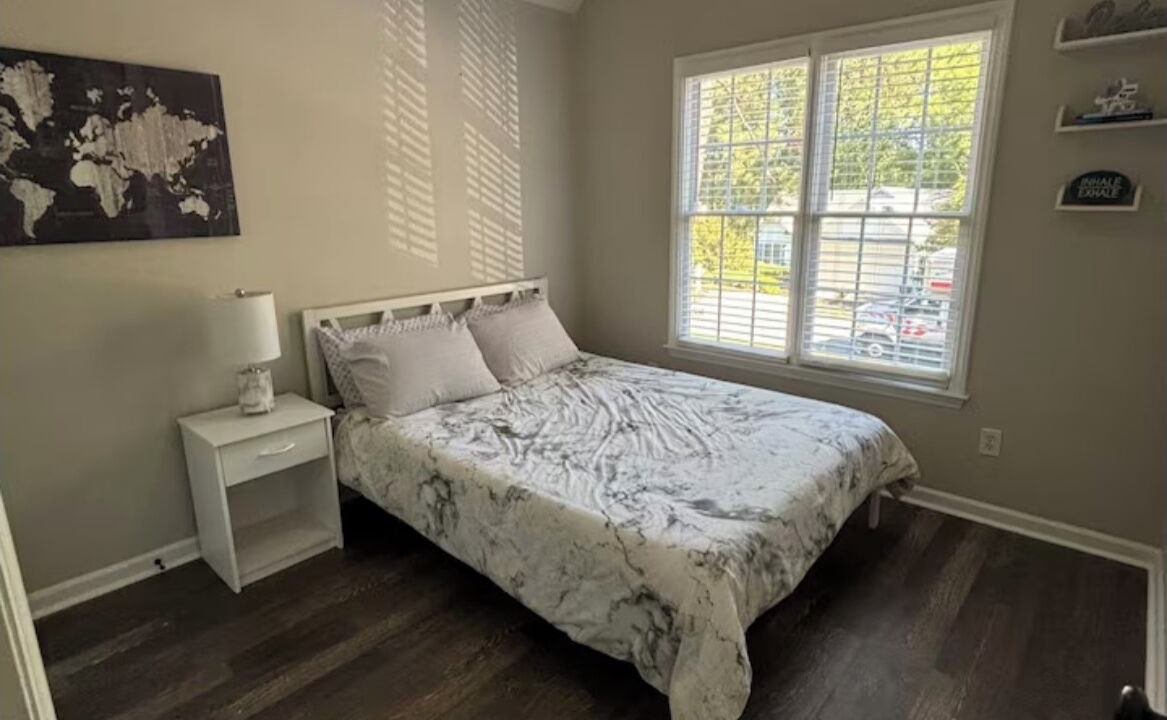 Photo of Bedroom in Apex