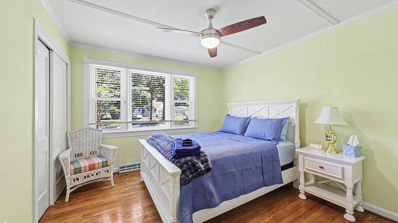 Photo of Bedroom in Colonial Beach