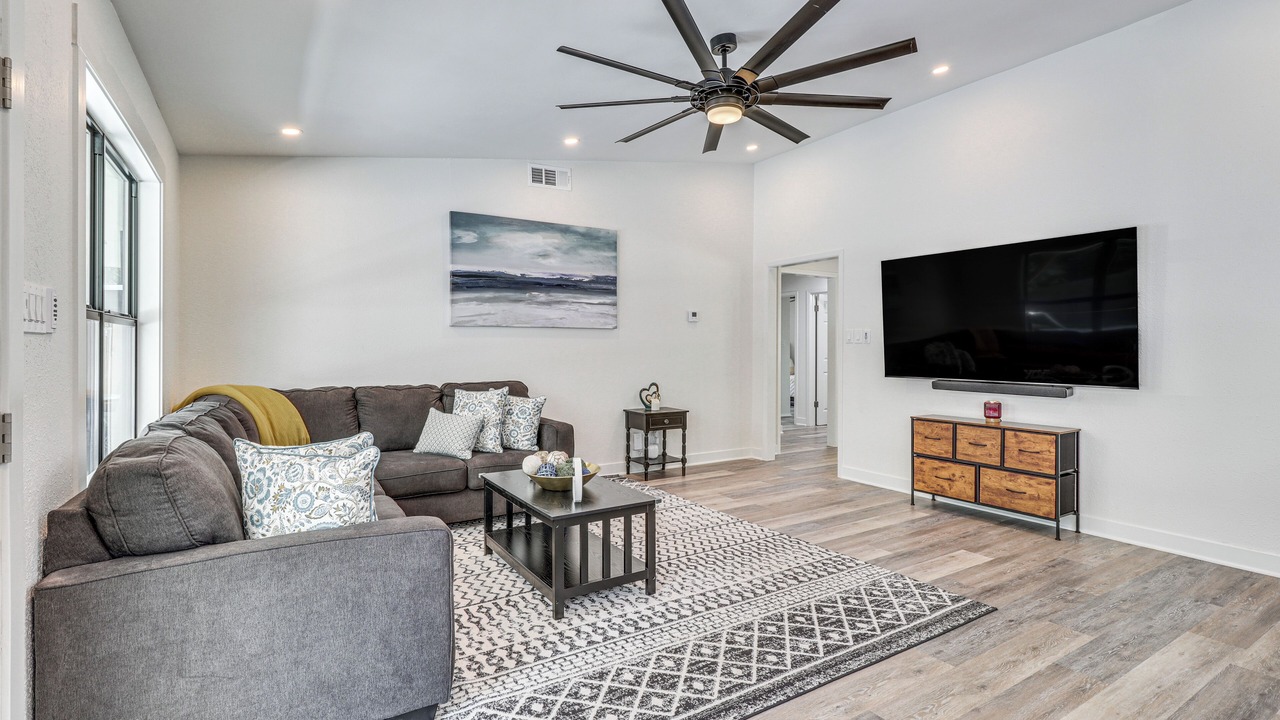 Photo of Livingroom in Austin