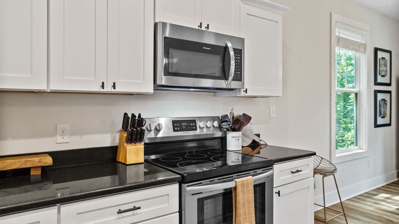 Photo of Kitchen in Berea