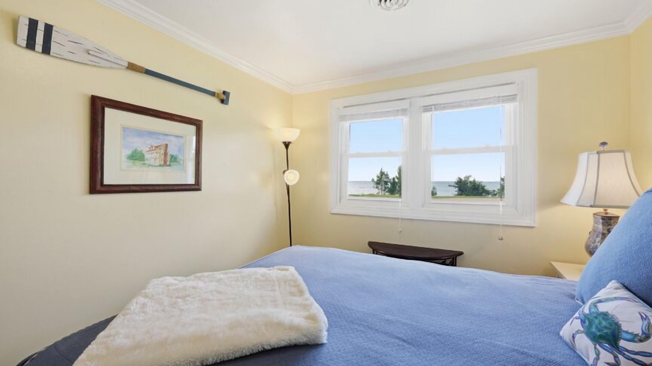 Photo of Bedroom in Minnesott Beach