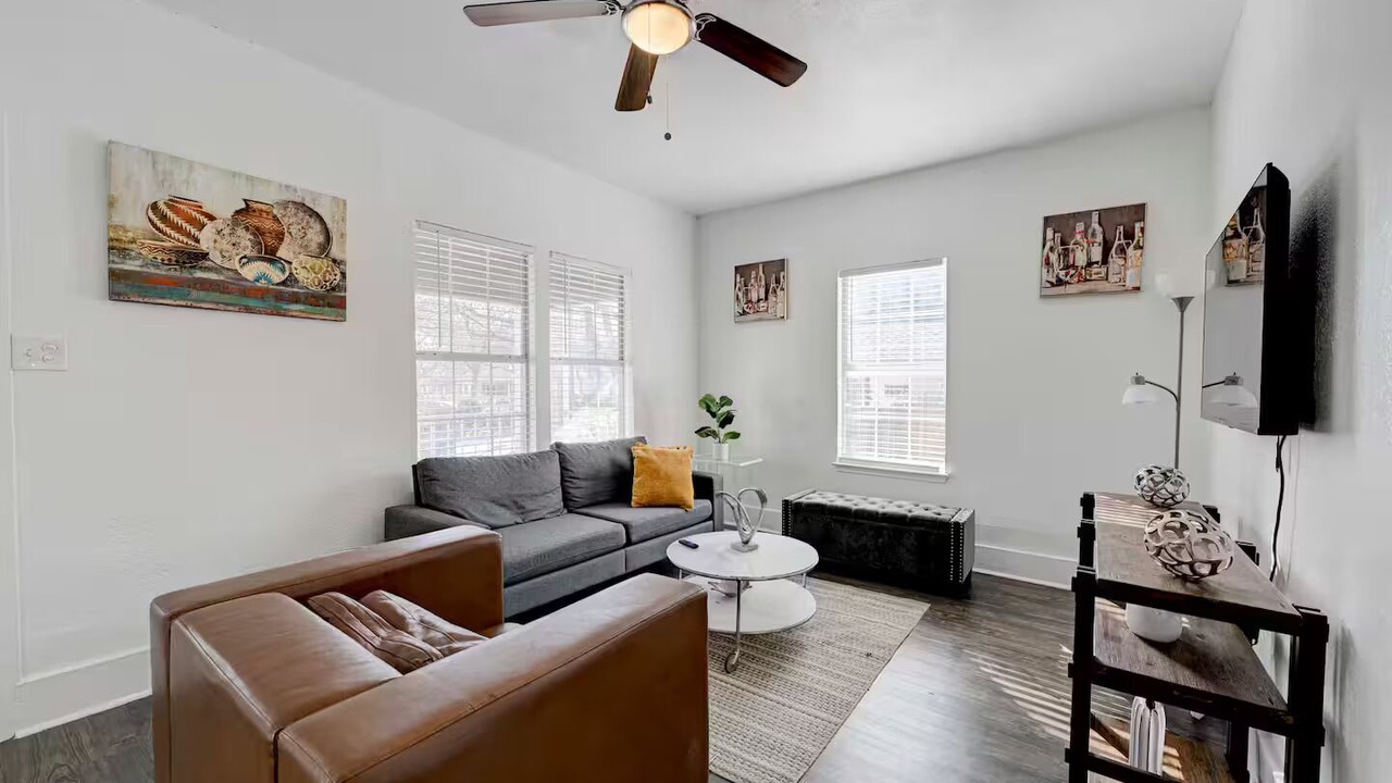 Photo of Livingroom in Rosewood