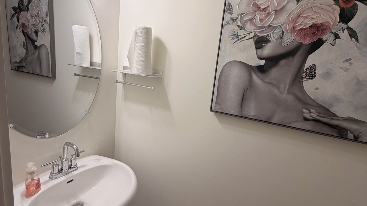 Photo of Bathroom in Lithonia