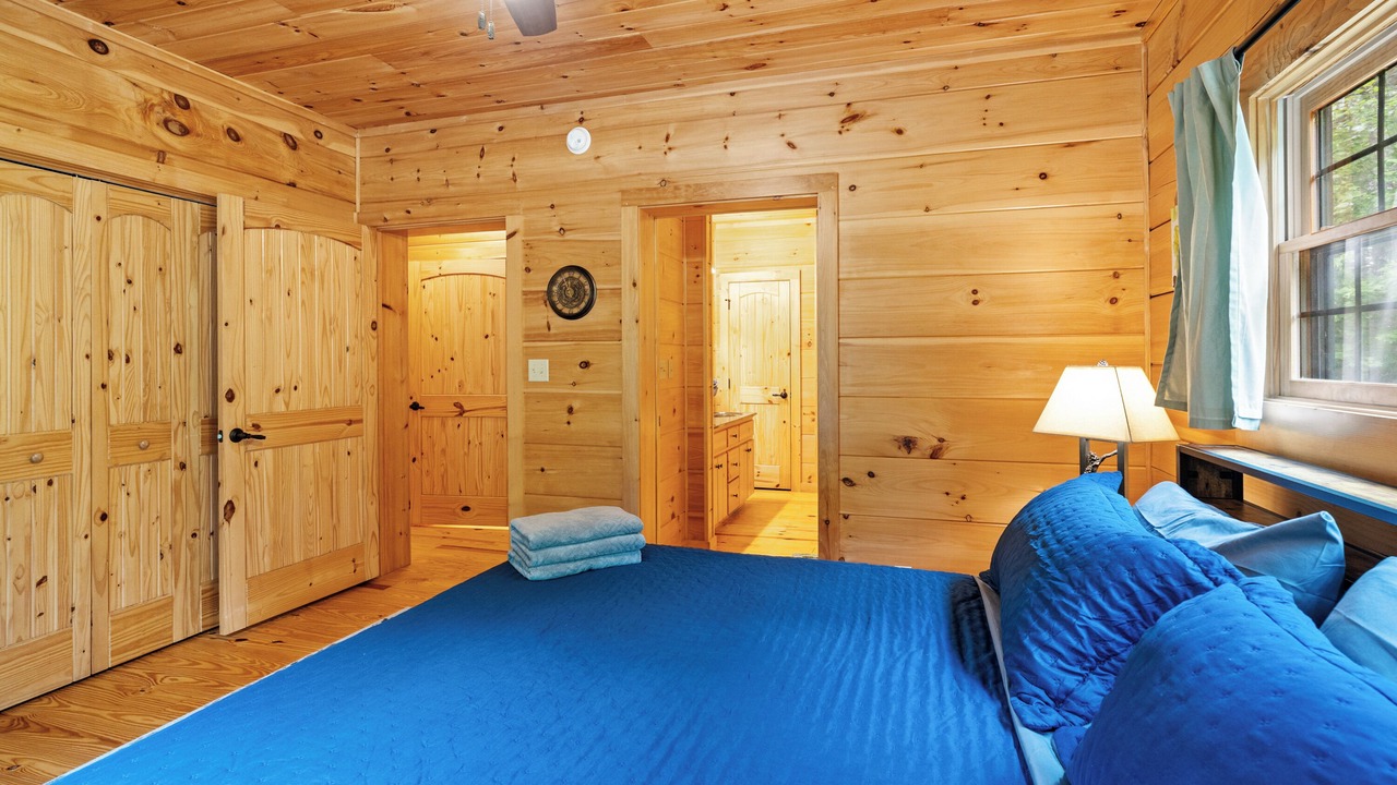 Photo of Bedroom in Pisgah Forest