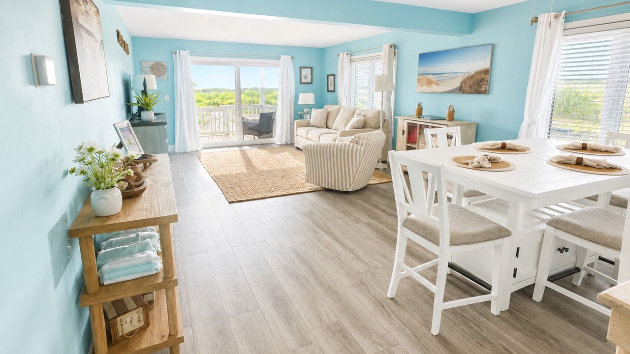 Photo of Livingroom in Oceanmarsh Subdivision