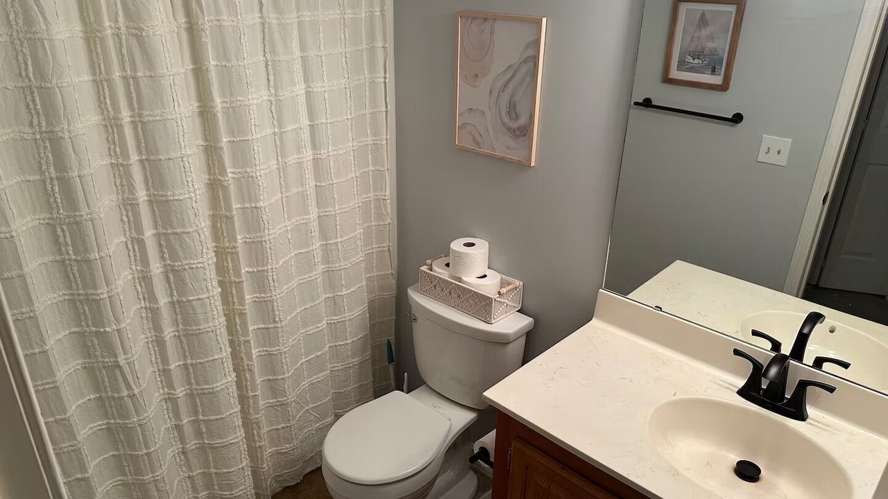 Photo of Bathroom in Heathsville