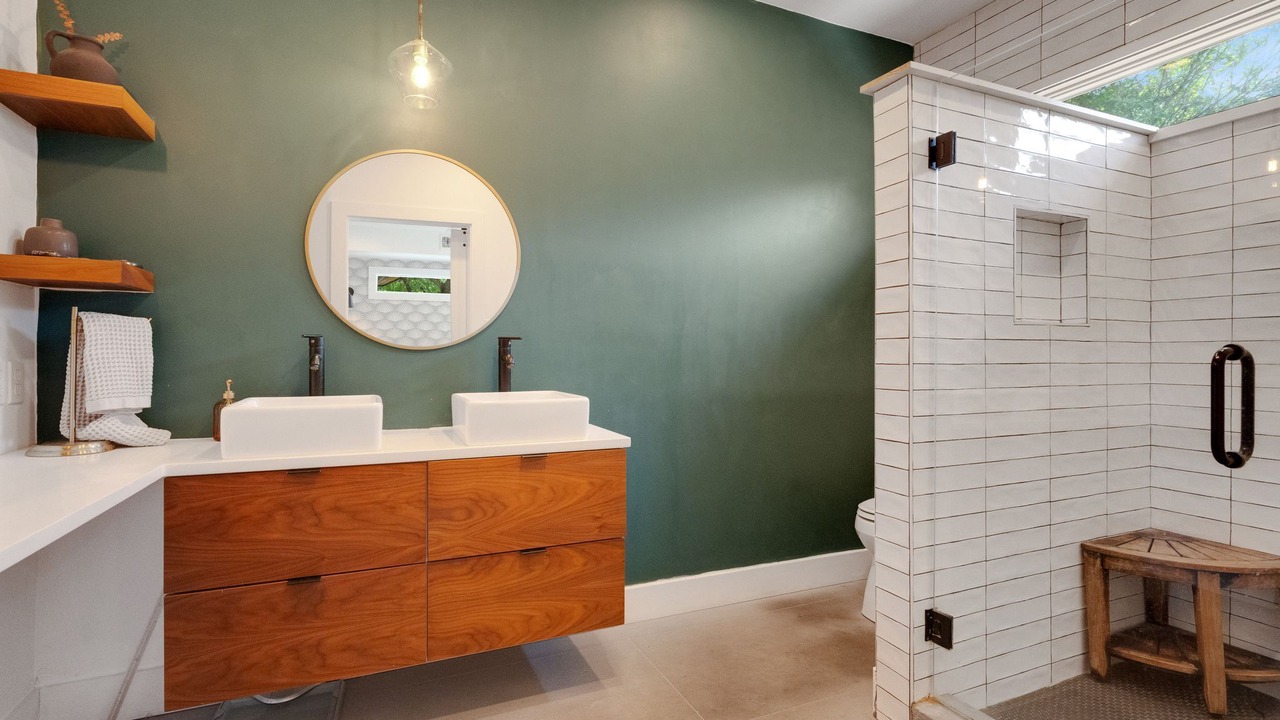 Photo of Bathroom in Barton Hills