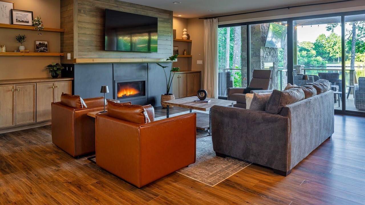 Photo of Livingroom in Mills River