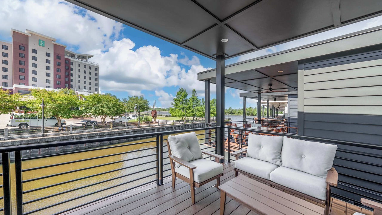 Photo of Outdoor in River District