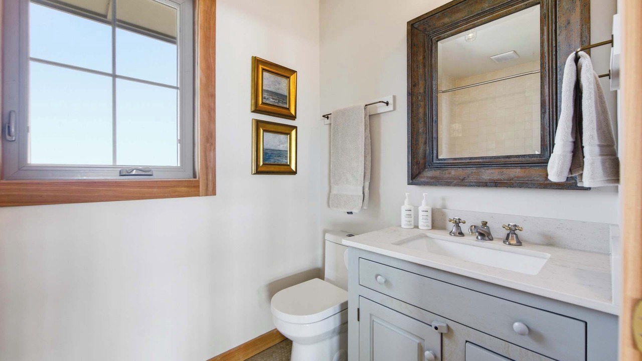 Photo of Bathroom in Duck