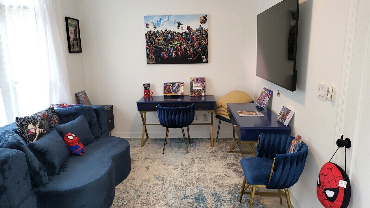 Photo of Livingroom in Suwanee