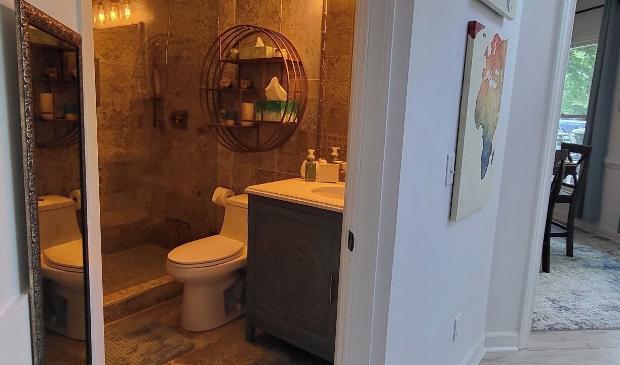 Photo of Bathroom in Suwanee