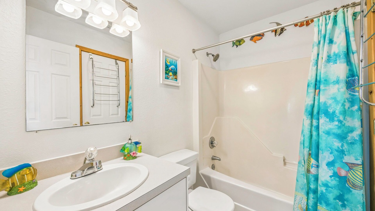 Photo of Bathroom in Farrow Shores