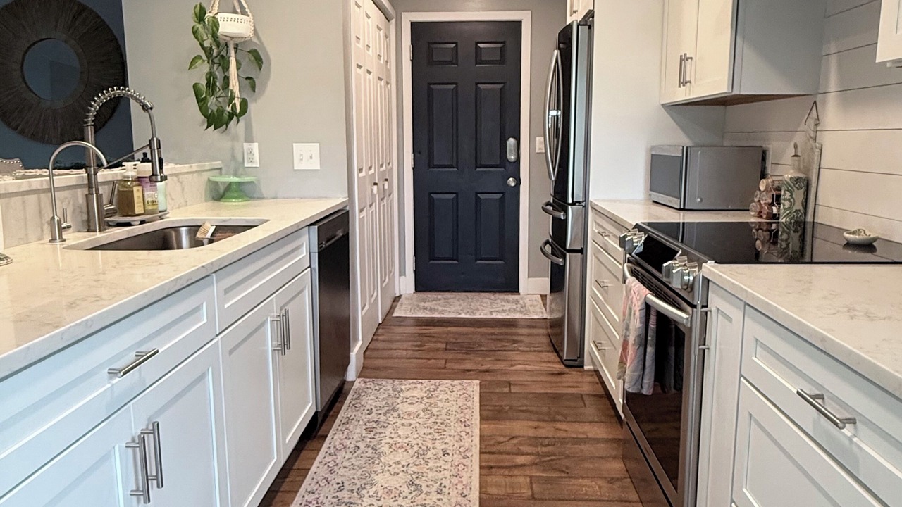 Photo of Kitchen in Murraysville