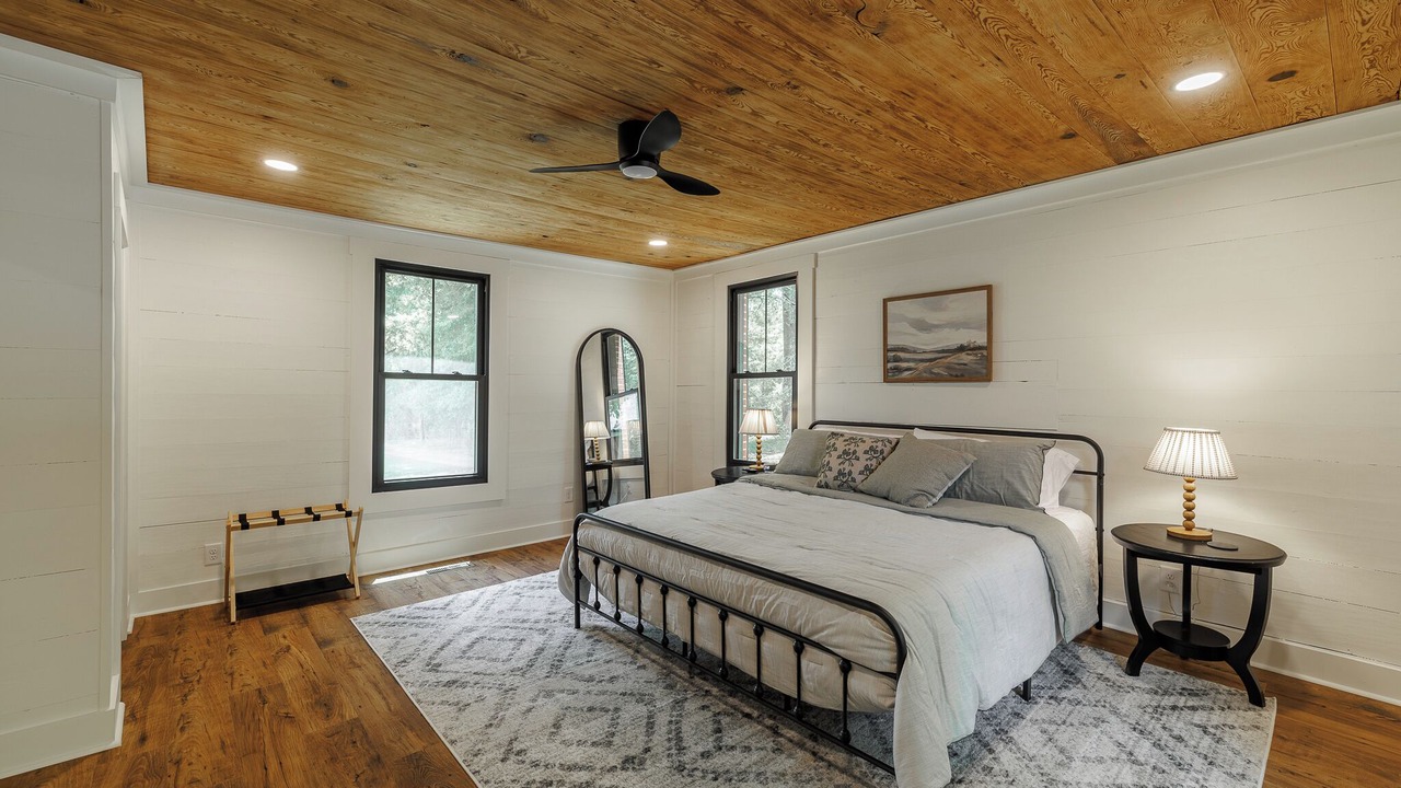 Photo of Bedroom in Watkinsville