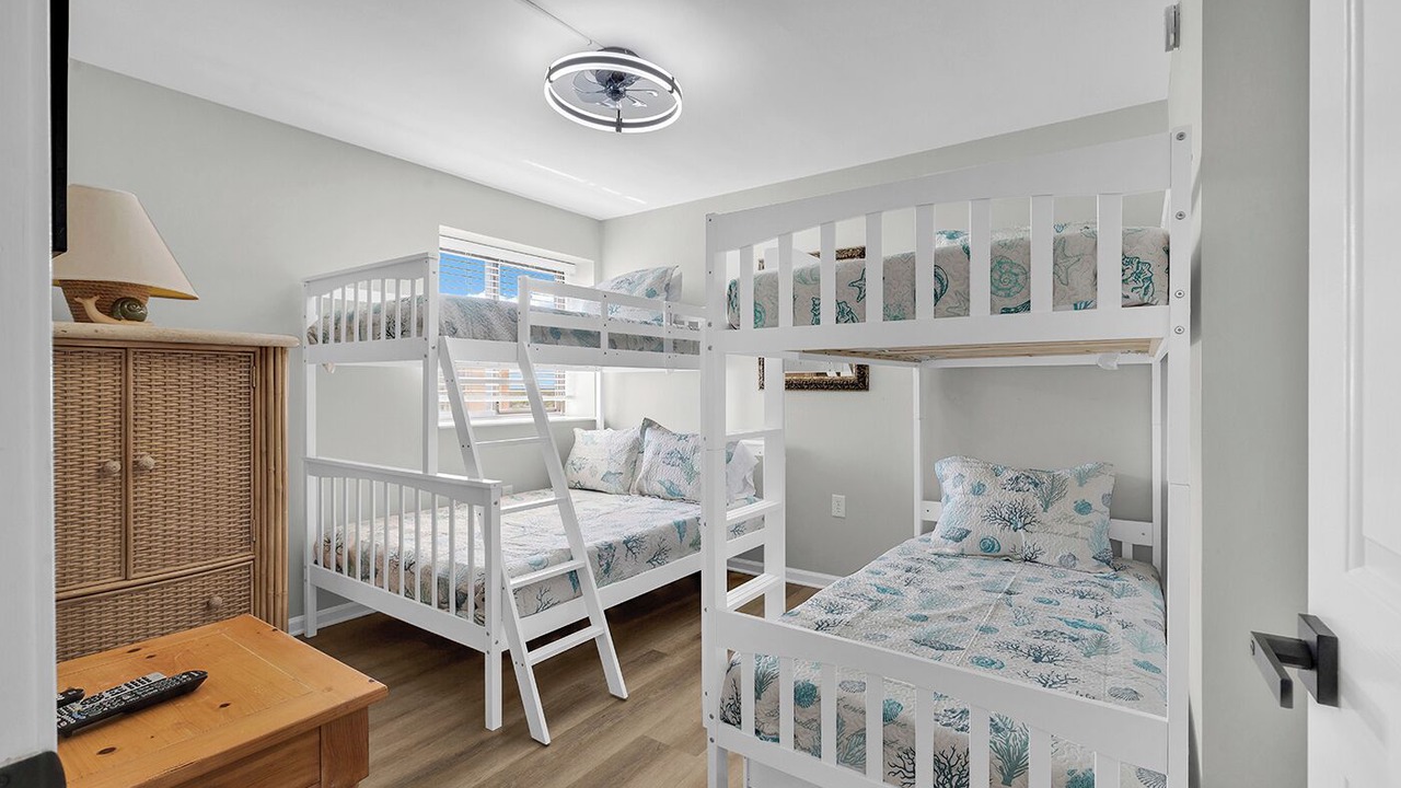 Photo of Bedroom in Ocean Drive