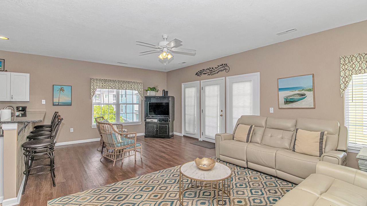 Photo of Livingroom in Garden City