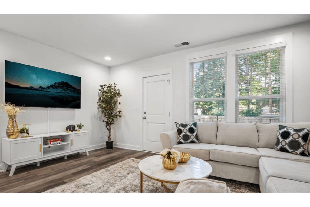 Photo of Livingroom in Charlotte