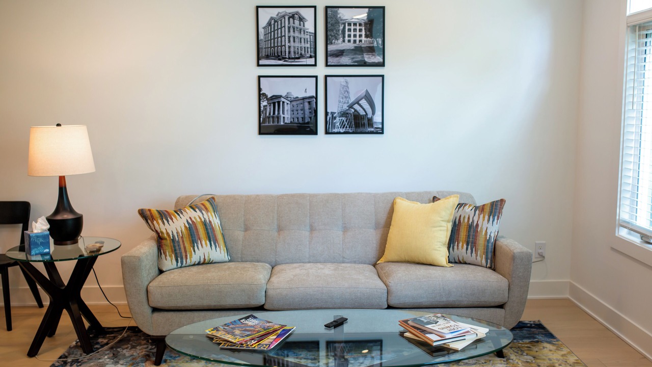 Photo of Livingroom in Downtown