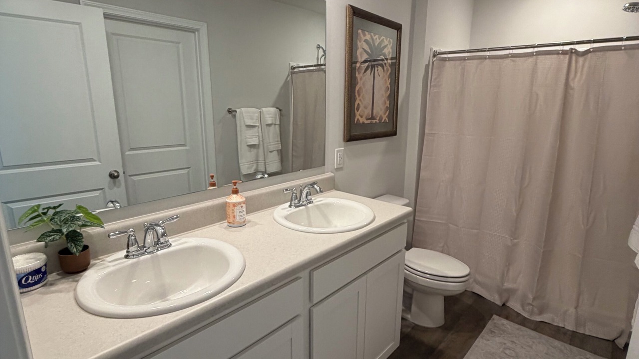 Photo of Bathroom in St. James