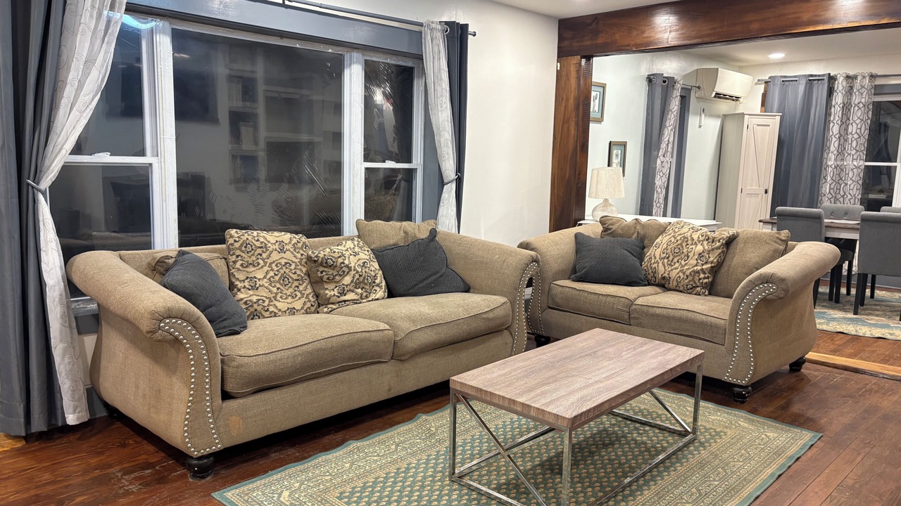 Photo of Livingroom in Bakersville