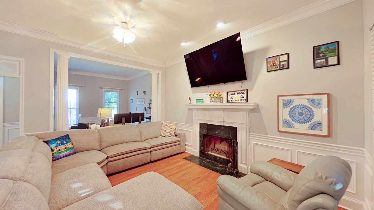 Photo of Livingroom in Evans