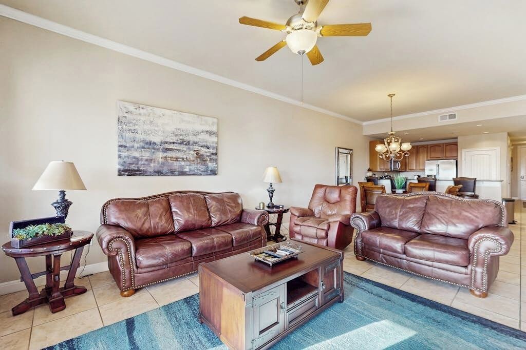 Photo of Livingroom in Horseshoe Bay